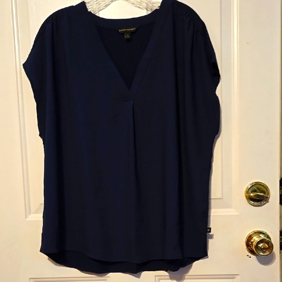 Banana Republic, Top, Blouse, Tunic, Sz XL, Navy, Pleated Front, V-neck - Picture 1 of 7